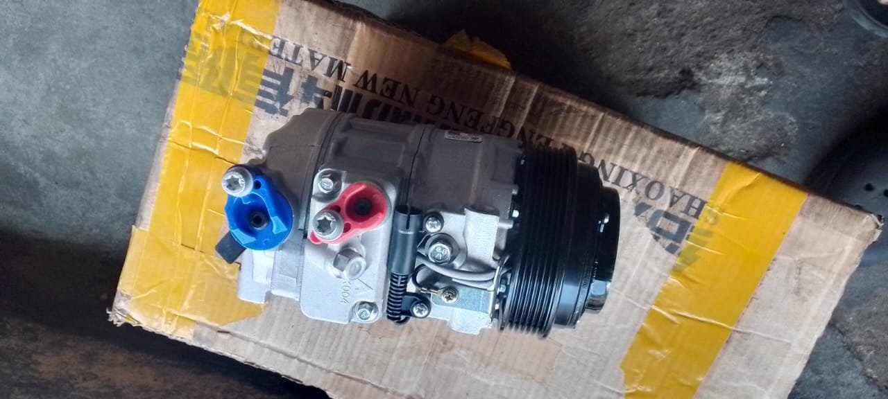 High-Performance A/C Compressor for Mercedes-Benz W203 (Model 012 Series) - Image 3